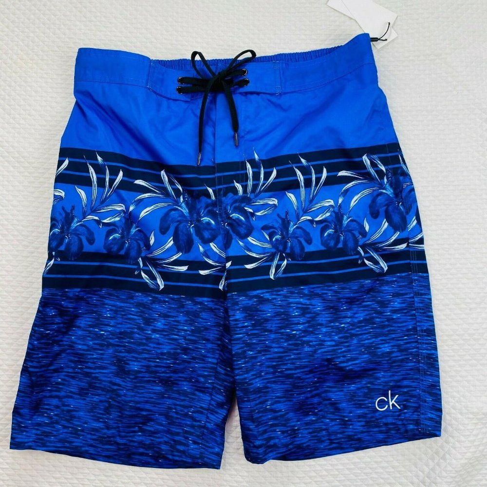 NWT Calvin Klein Floral-Print Board Swim Trunks - Picture 4 of 10